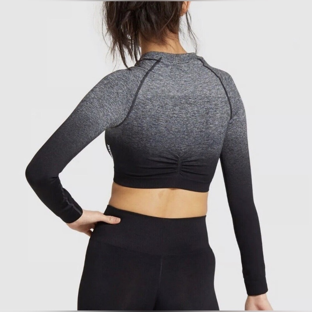 Gymshark Women’s Small Seamless Cropped Long Sleeve Shirt Top Black Ombré S - Picture 8 of 15